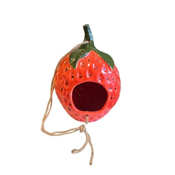 New Red Hanging Outdoor Ceramic Strawberry Shaped Birdhouse Feeder Decor - Picture 2 of 3
